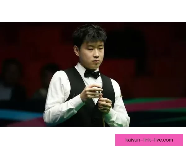 赵心童八连鞭完胜希金斯 六次决赛全胜冲击与特鲁姆普冠军之争